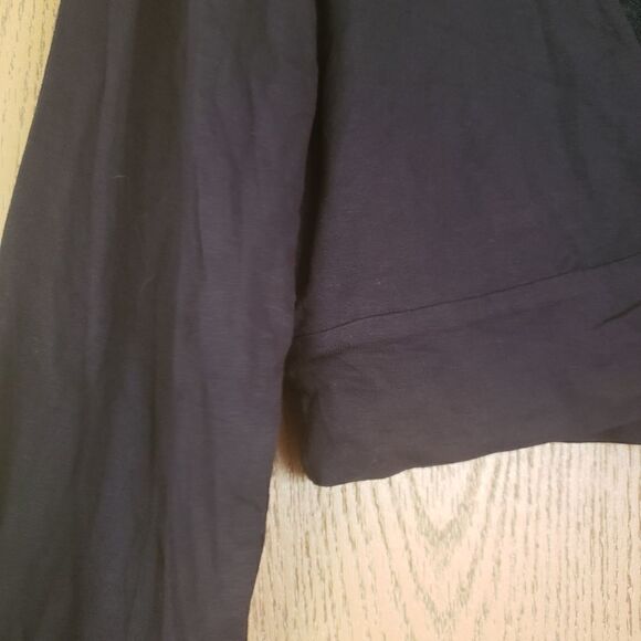 BCBGMaxAzria Black Long Sleeve Lace Crop Top NWT - Picture 8 of 9